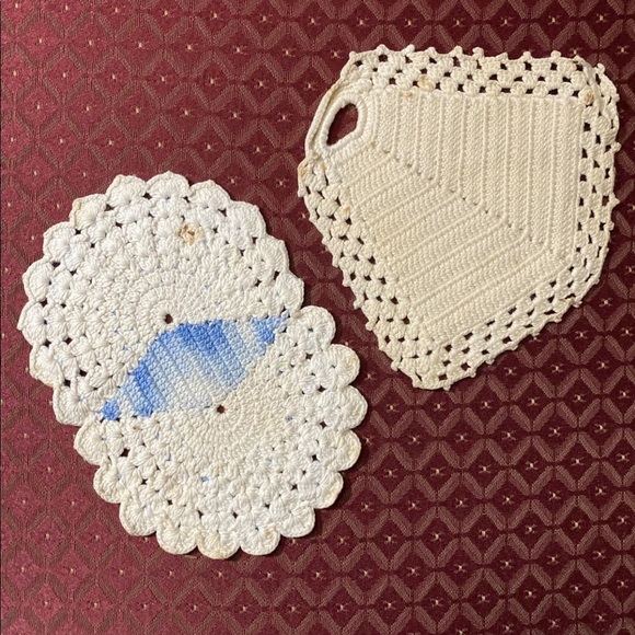 Vintage Hand Made Doilies (2) - Picture 1 of 6